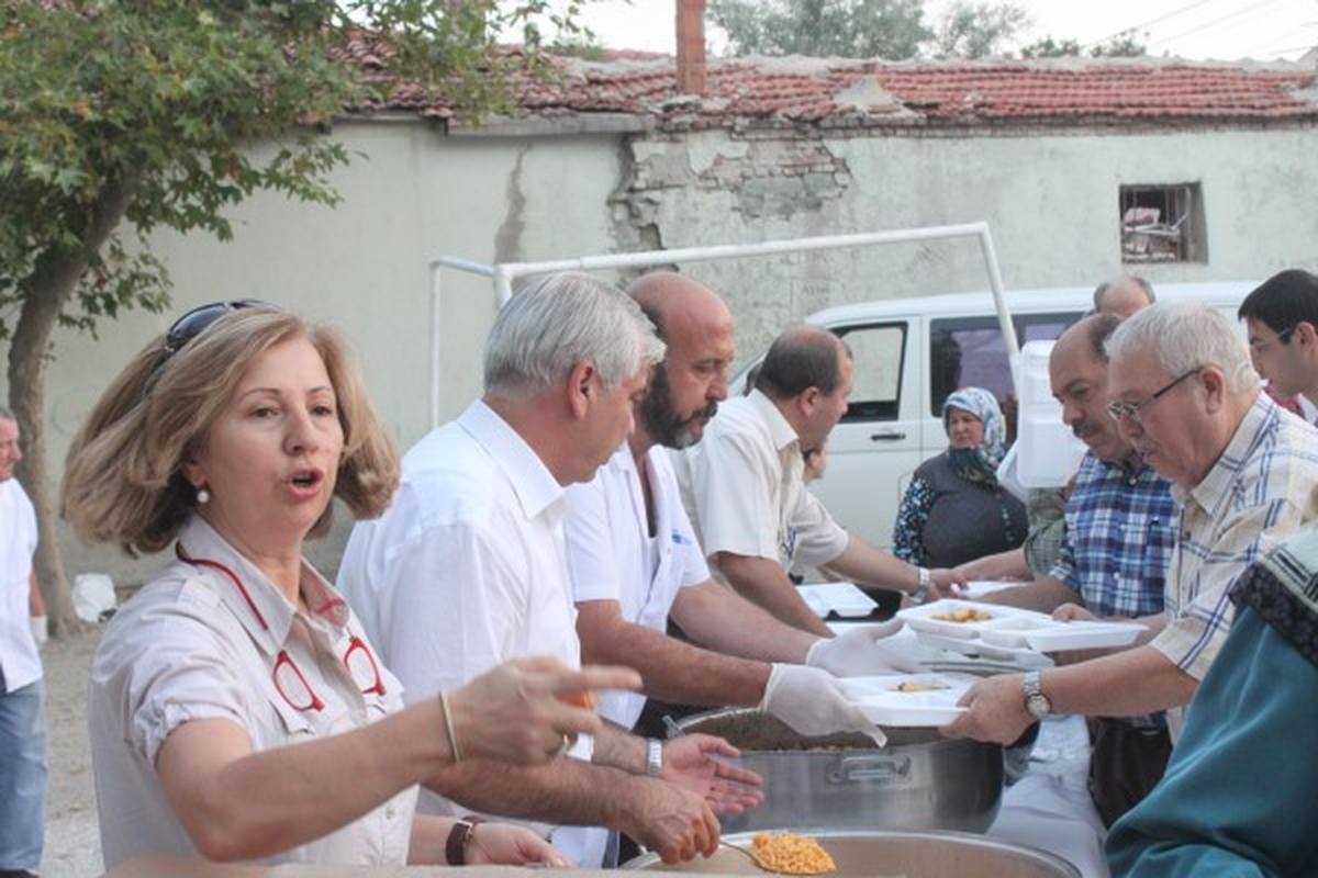 Keşan Belediyesi İftar Yemeği Düzenledi