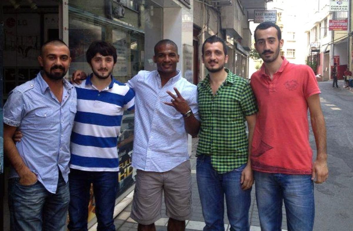 Malouda Trabzon Sokaklarında Turladı