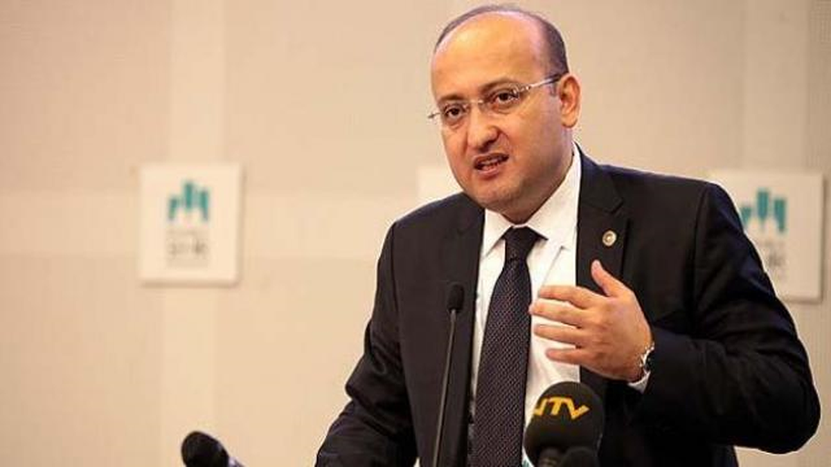 Mısır\'da Demokrasi Yanlılarına Ateş Açılması