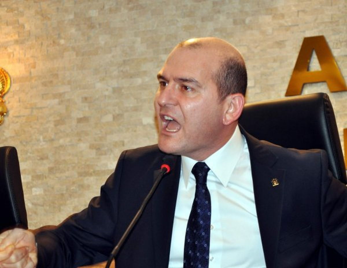 Mısır\'da Demokrasi Yanlılarına Ateş Açılması