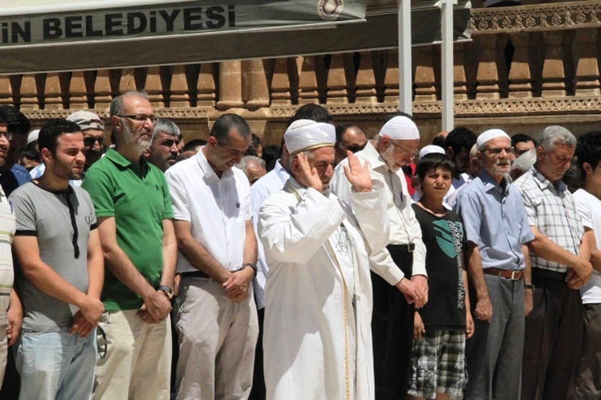 Mısır\'da Yaşanan Katliam Mardin\'de Protesto Edildi