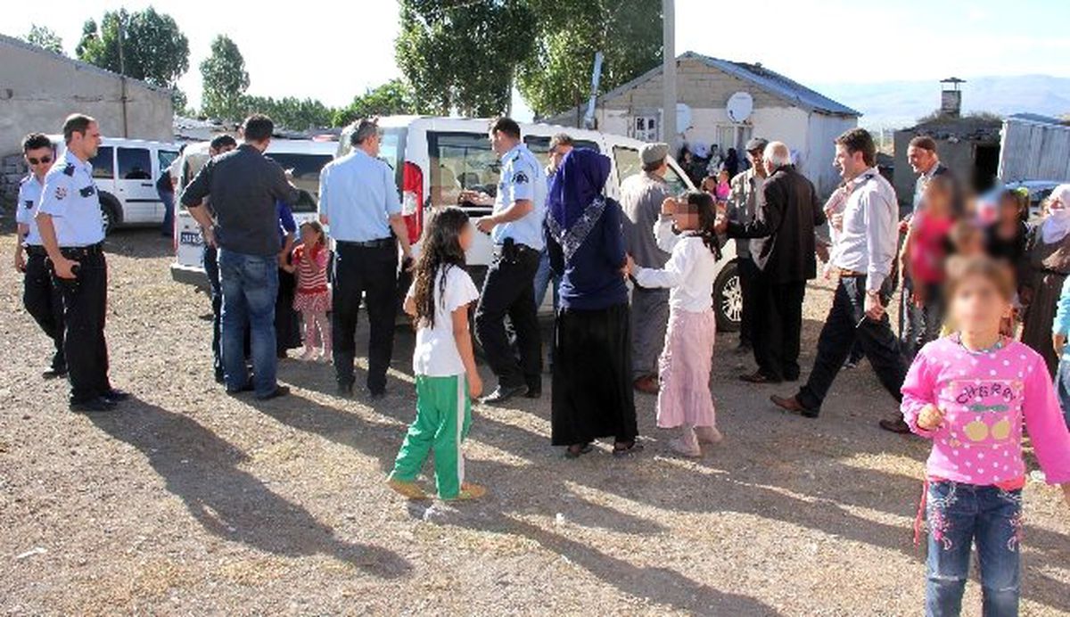 3 Çocuğun Kaçırıldığı İddiası Mahalleyi Ayaklandırdı