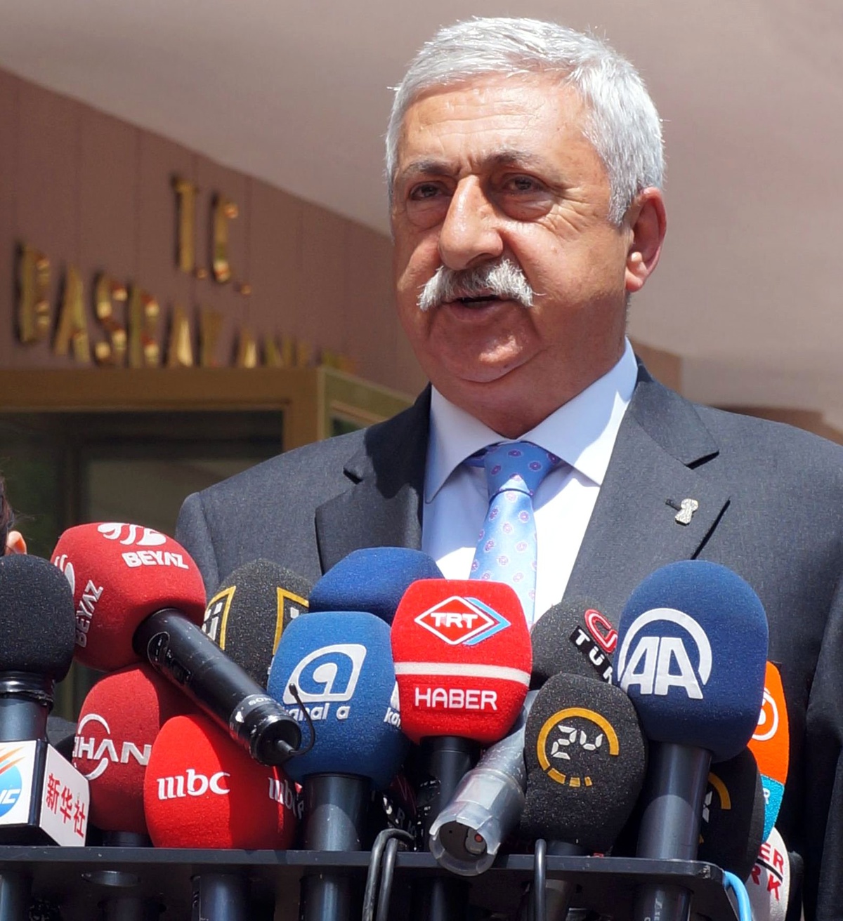 Palandöken: Yemek Kartı Piyasasında Esnafın Hakkı Yeniyor
