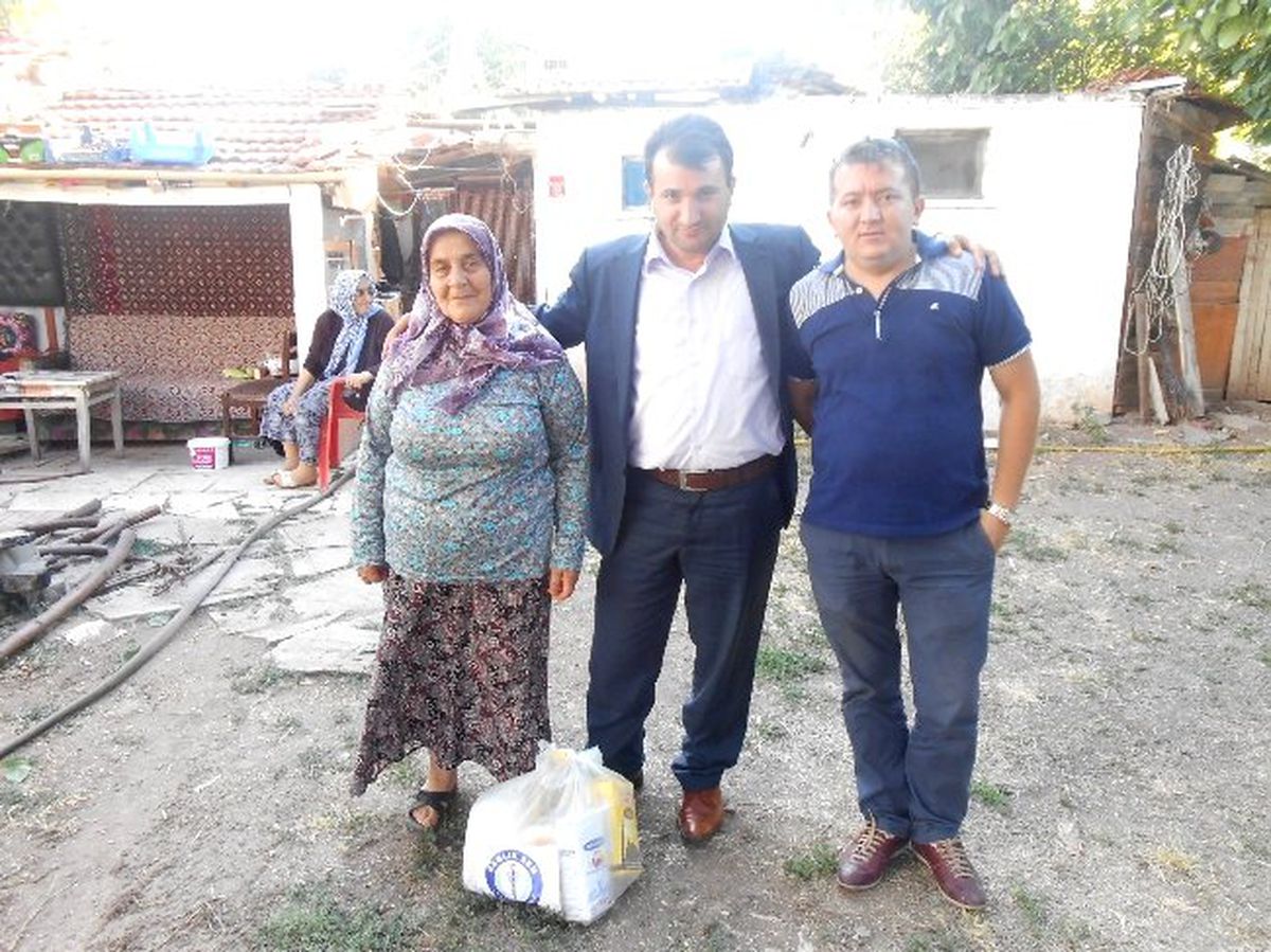 Sağlık-Sen\'den Erzak Yardımı