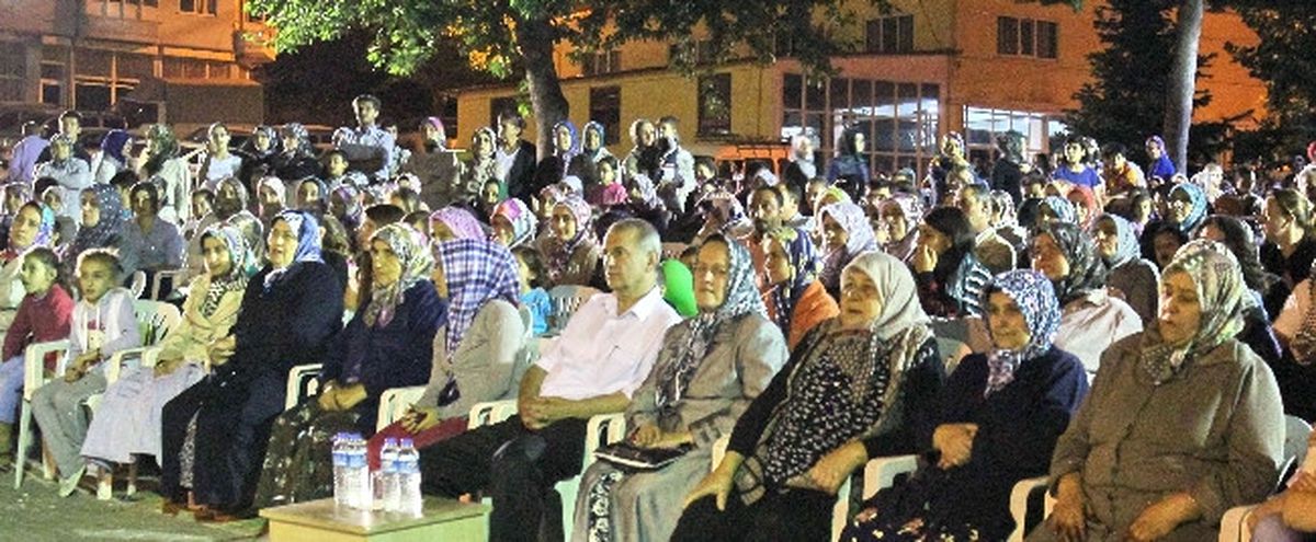 Simav\'da Semazen Gösterisine Yoğun İlgi