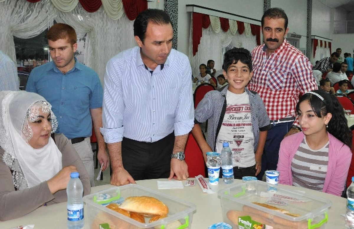 Tatvanlılar İftar Yemeğinde Buluştu