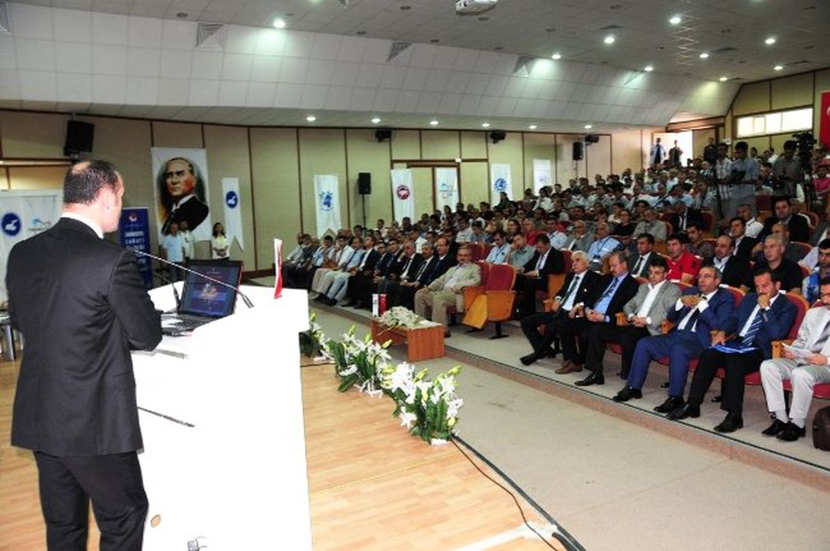 Van\'da "Kamu-Üniversite-Sanayi İşbirliği" Toplantısı