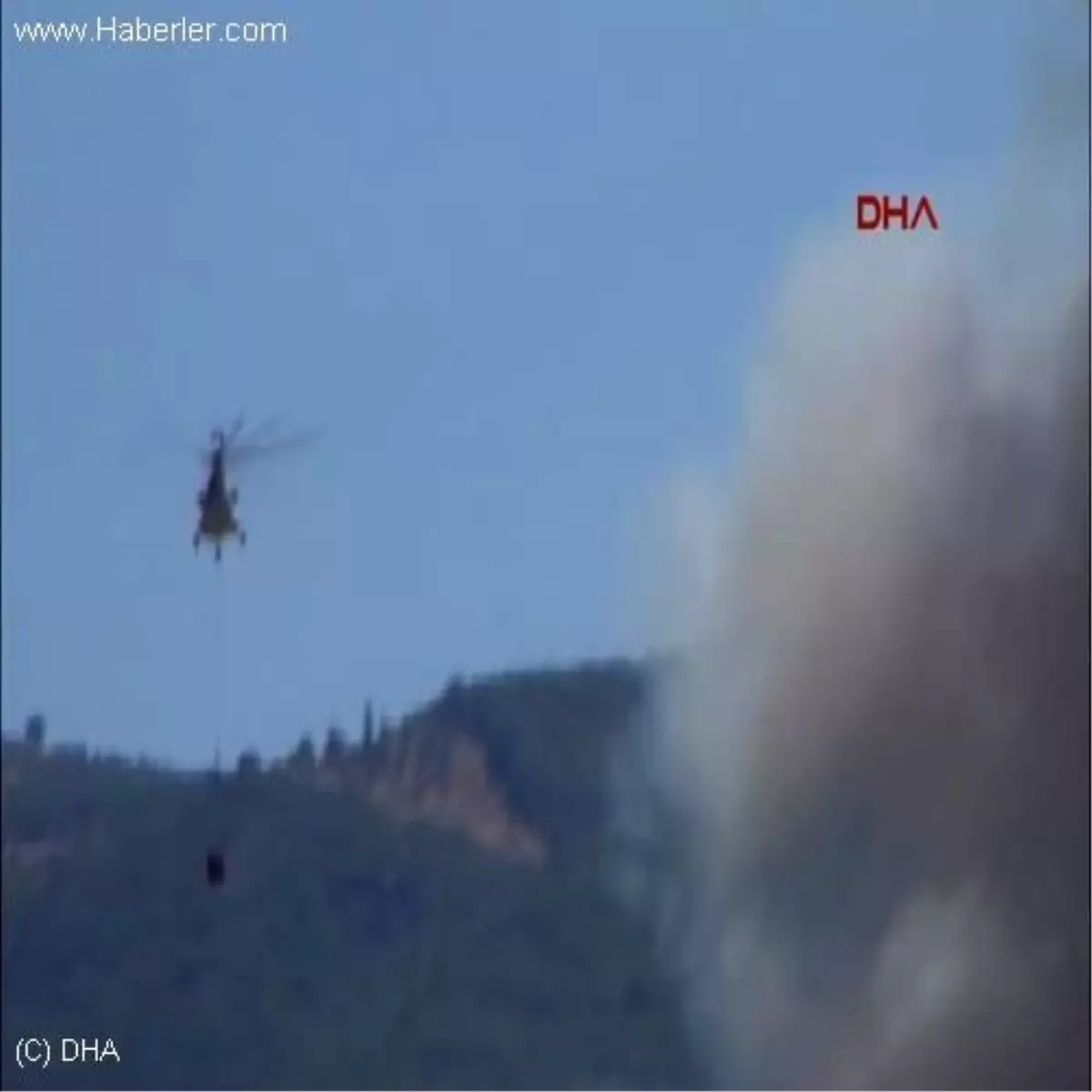 Yenipazar\'da Orman Yangını Yayla Evlerini Tehdit Ediyor