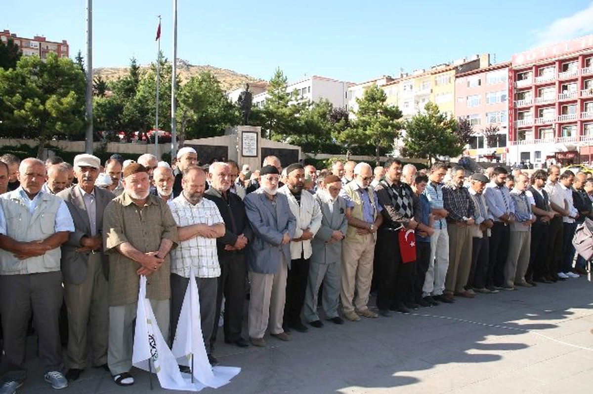 Yozgat\'ta Mısır\'da Ölenler Gıyabi Cenaze Namazı Kılındı