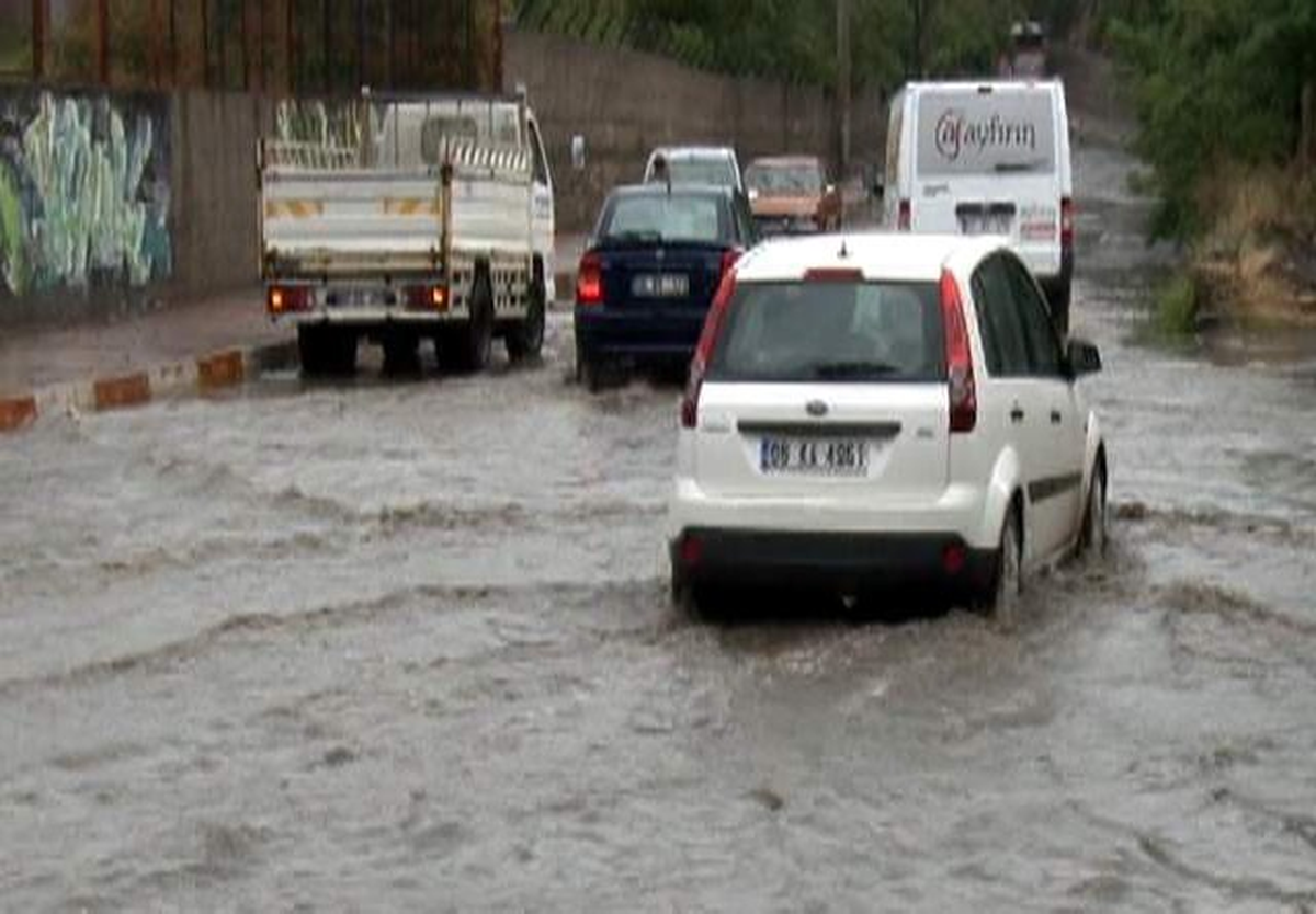 Zonguldak\'ta Şiddetli Yağış Etkili Oldu