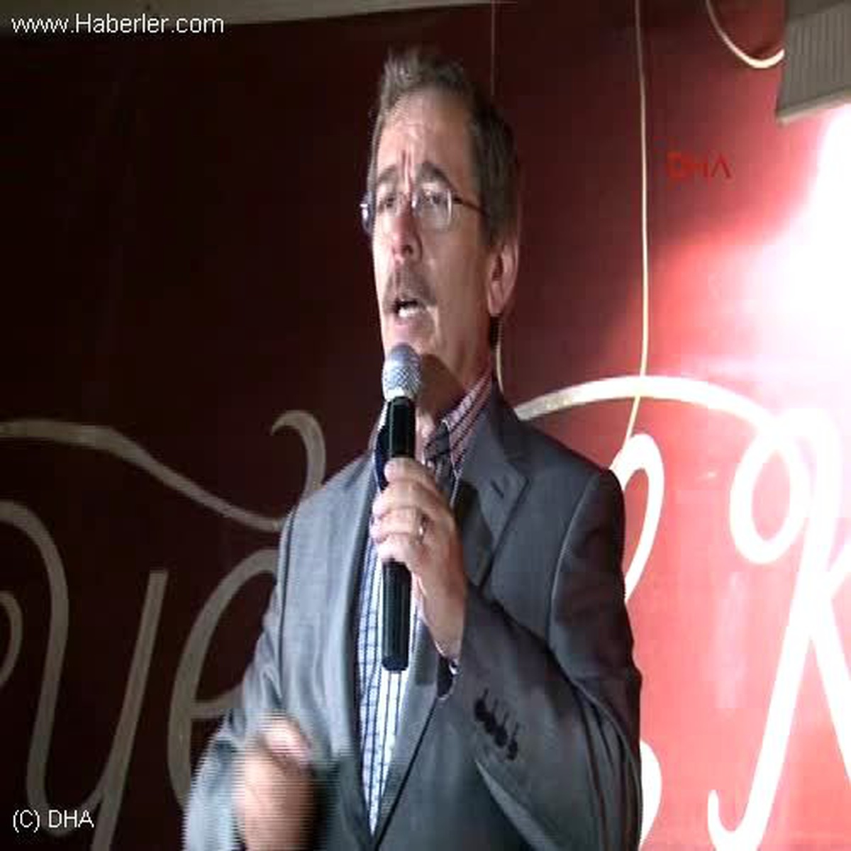 Abdüllatif Şener: Sonbahar Tehlike Sinyalleri Veriyor