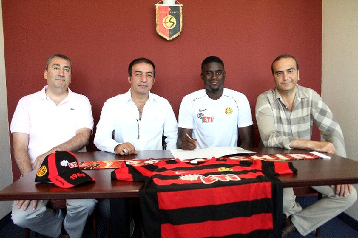 Alfred N\'diaye Eskişehirspor\'da (2)