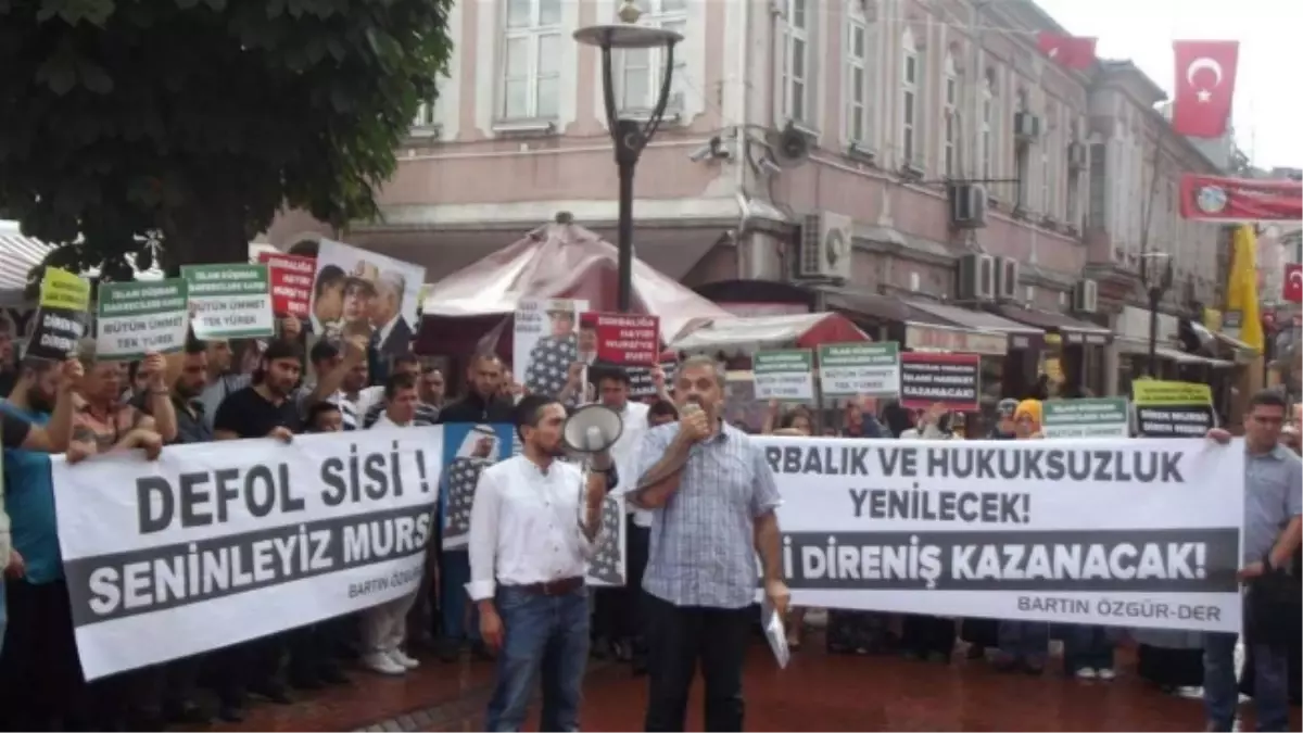 Bartın\'da Mısır Darbecileri Protesto Edildi