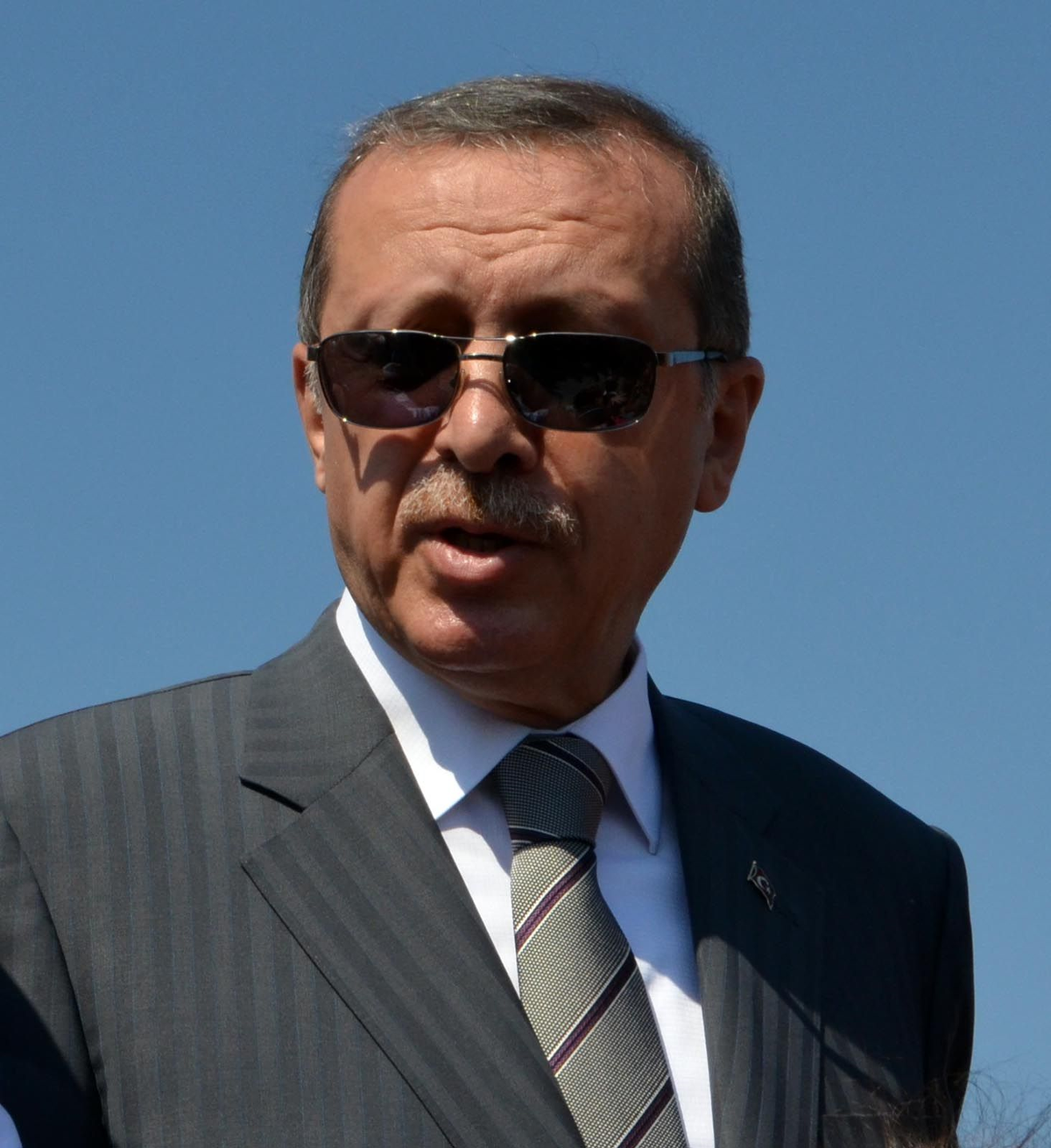 Başbakan Erdoğan: "Demokrasi Dersi Verenler Hani Nerede?"
