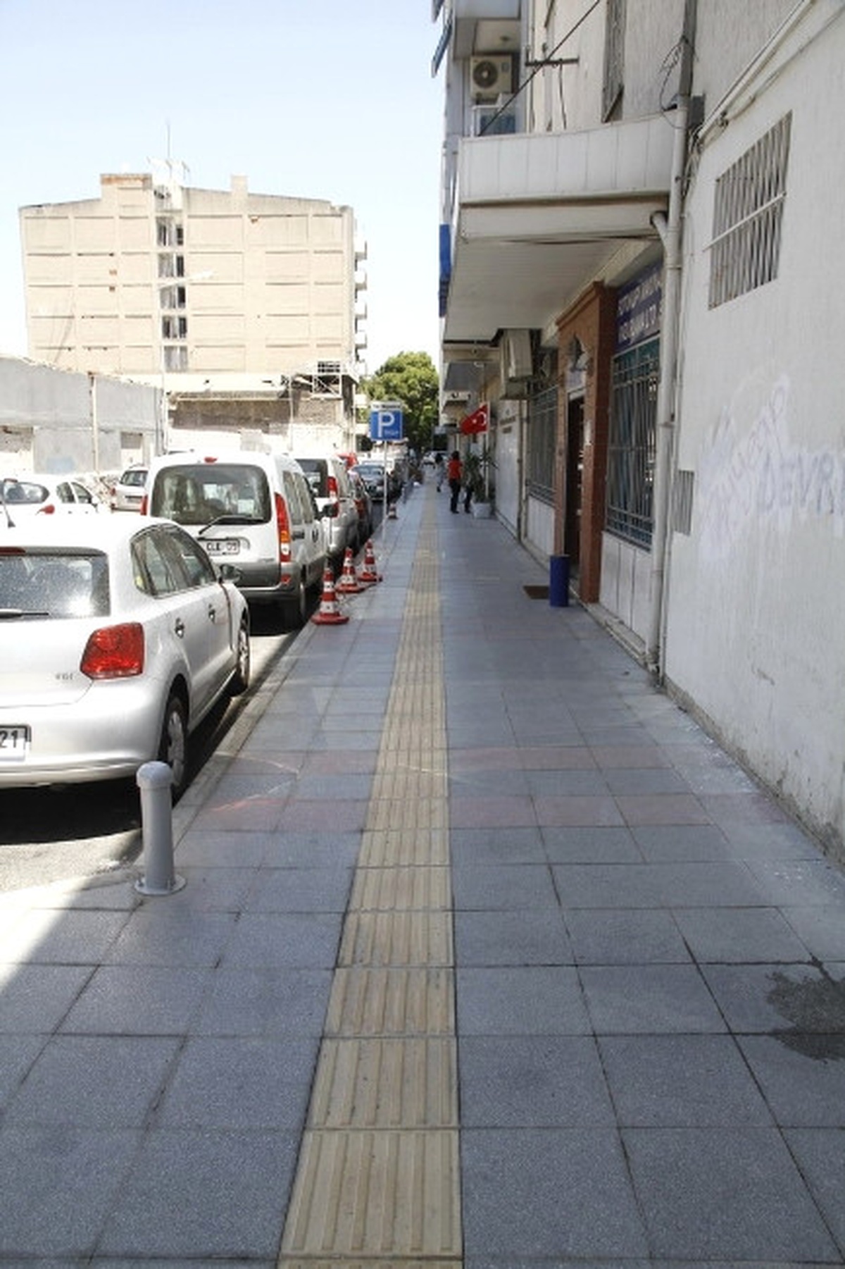 Esnaftan Yenilenen Kaldırımlara Tam Not
