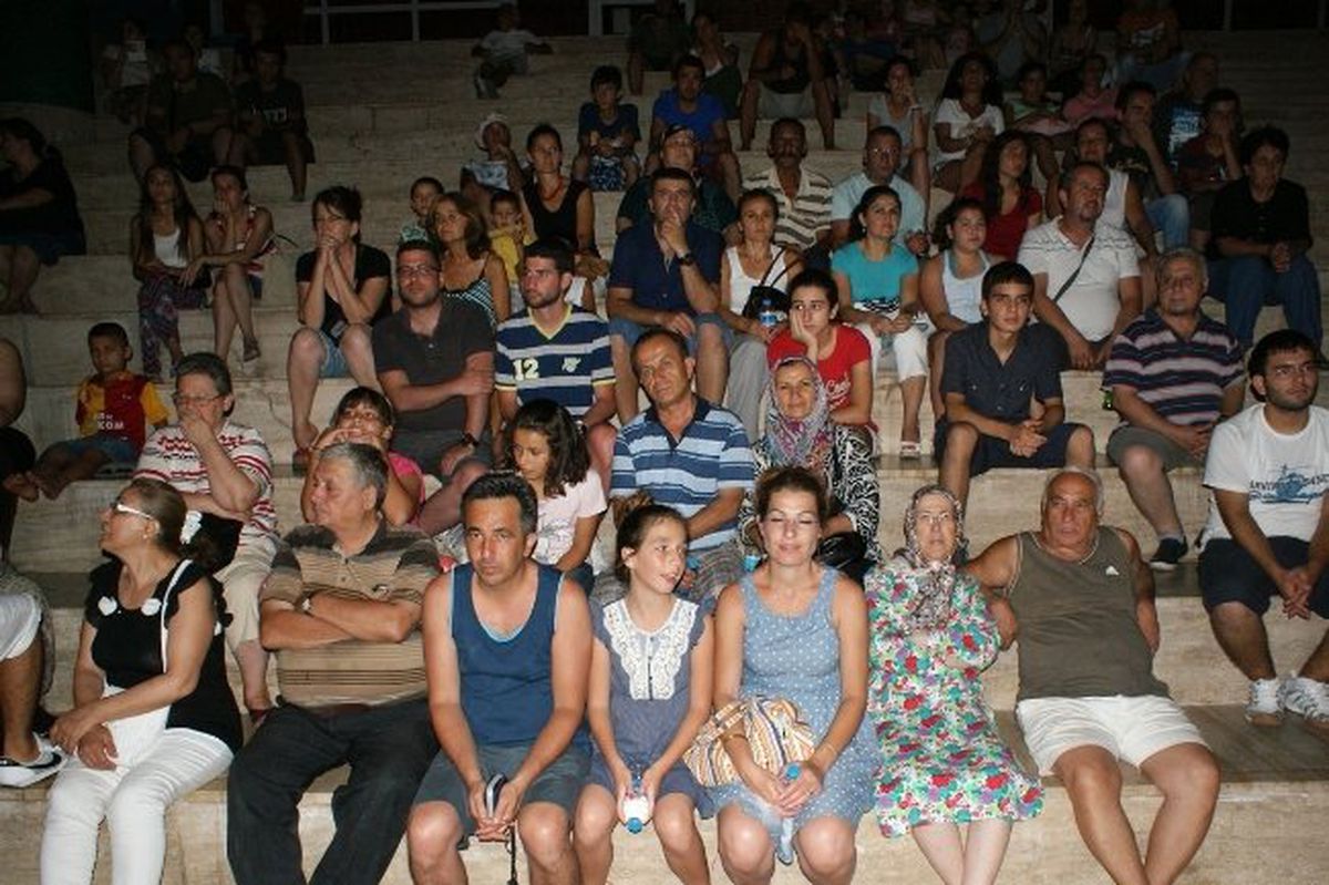 Hacı ile Bac\'nın Fethiye\'deki Atışmaları İlgiyle İzlendi