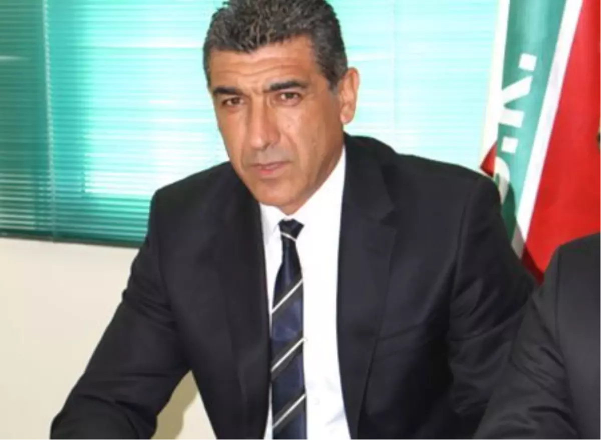 Karşıyaka'da Kamp Öncesi Kadro Operasyonu