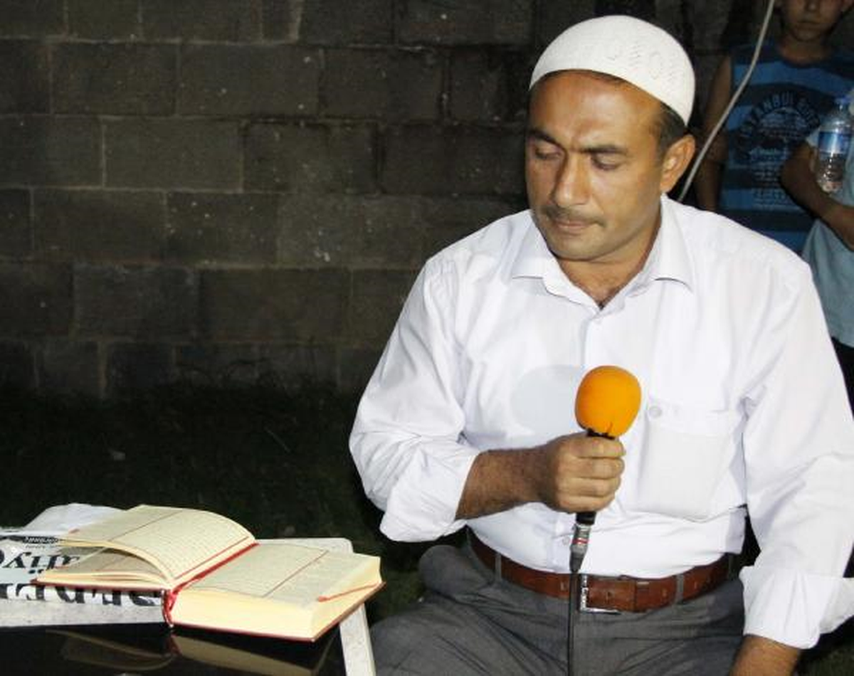 Siverek\'te Teravih Sonrası Mısır\'da Ölenler İçin Gıyabi Cenaze Namazı