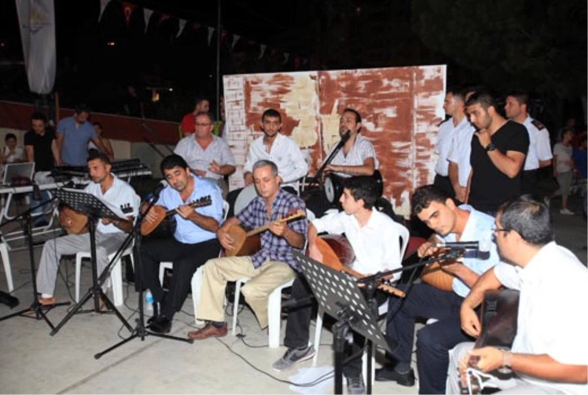 Uğur Mumcu Parkı\'nda Türkülerle Ramazan Eğlencesi