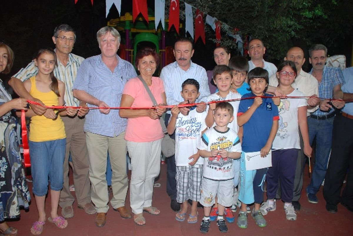 Yahya Kaptan\'a 5 Park Daha