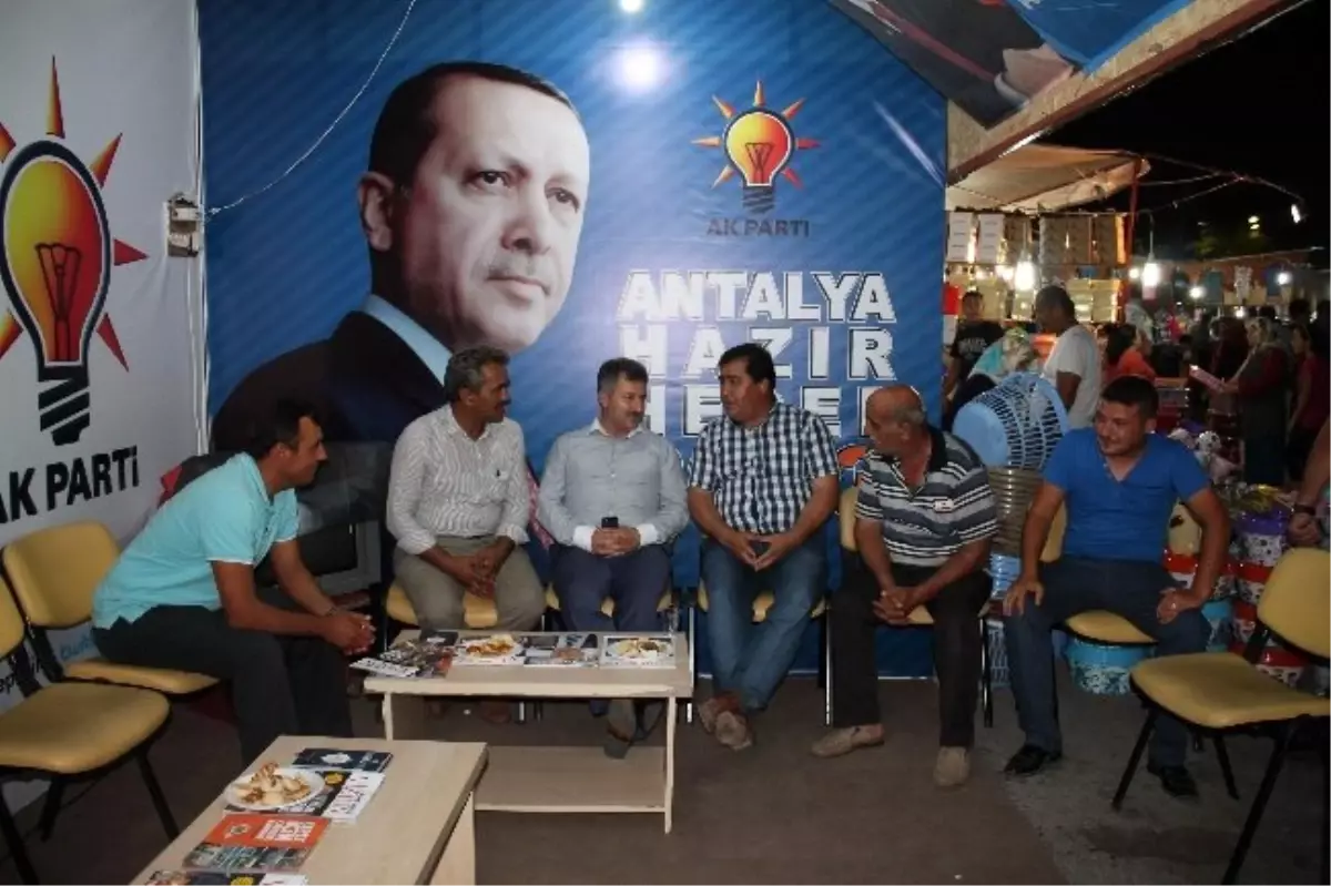 AK Parti Kepez İlçe Standı Büyük İlgi Görüyor