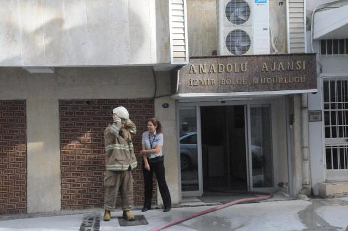 Anadolu Ajansı Binasında Yangın Paniği Yaşandı