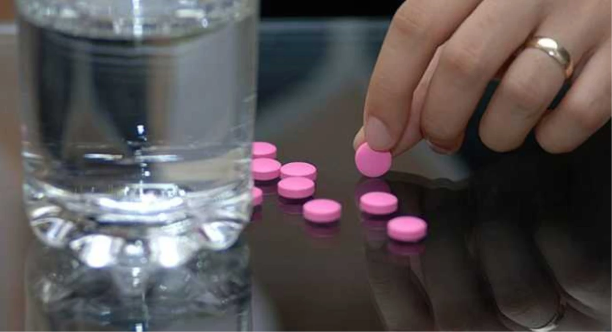 Antibiyotikleri Az Su ya da Susuz Almayın