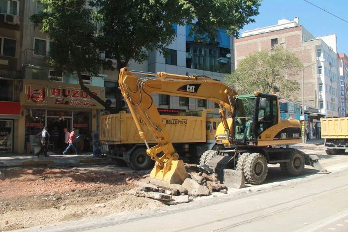 Bursa\'da Trafik Kilitlendi