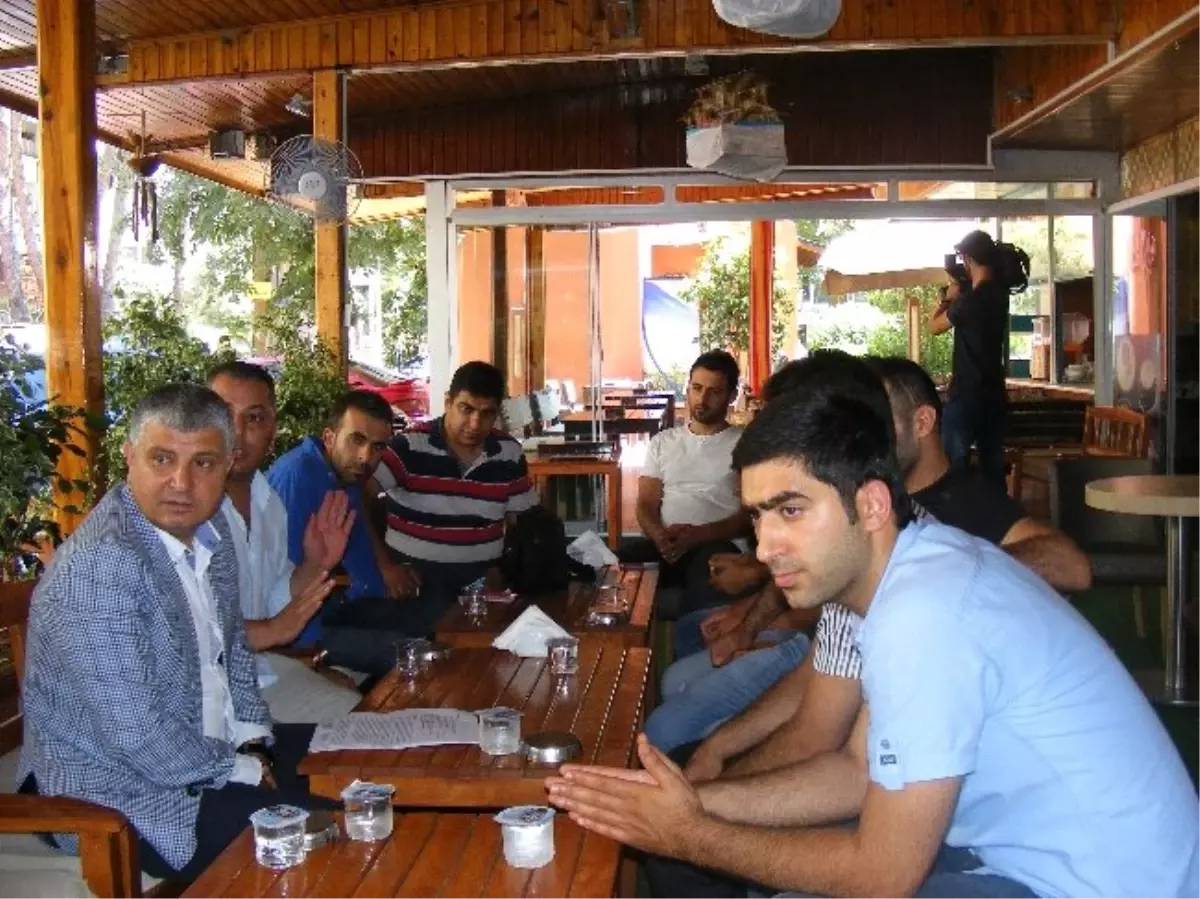 MHP'den 'Esnafa Müzik Yayını Cezası'na Tepki