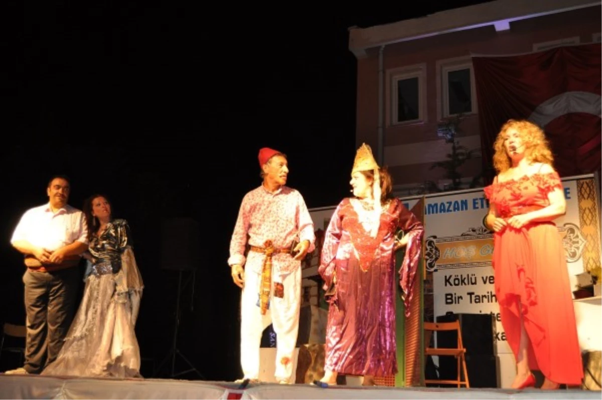 Seydişehir Belediyesi Yalçın Özden Tiyatrosu Ramazan Nostaljisi Yaşattı