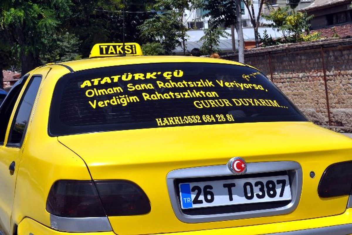 Taksicinin \'Atatürk\' Sevgisi