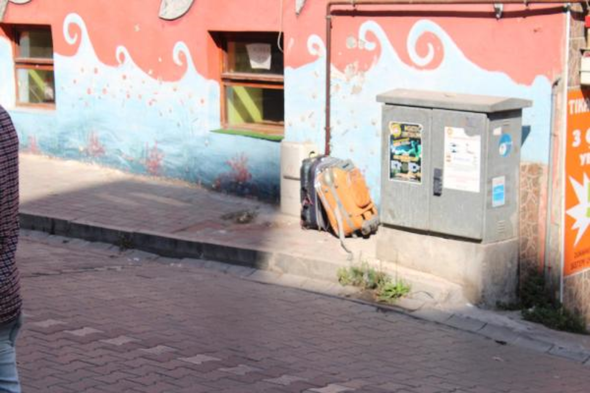 Bandırma\'da Şüpheli Valiz Paniği