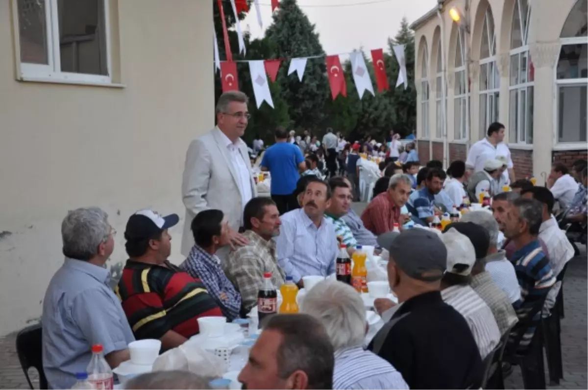 Başkan İftarda Dostluk ve Barış Çağrısı Yaptı