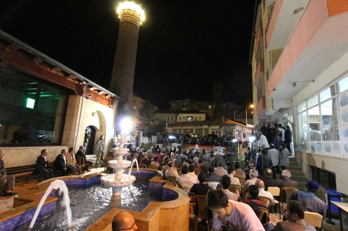 Bayburt\'ta Semazen Gösterisi