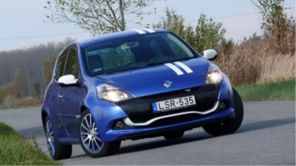 Clio Rs Gordini 230 Hp Güç ile Geliyor