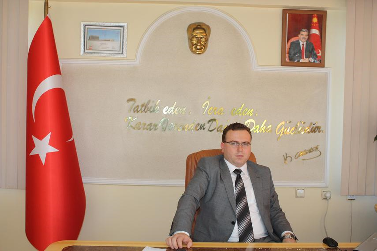 Eleşkirt Kaymakamı Zadeleroğlu Göreve Başladı