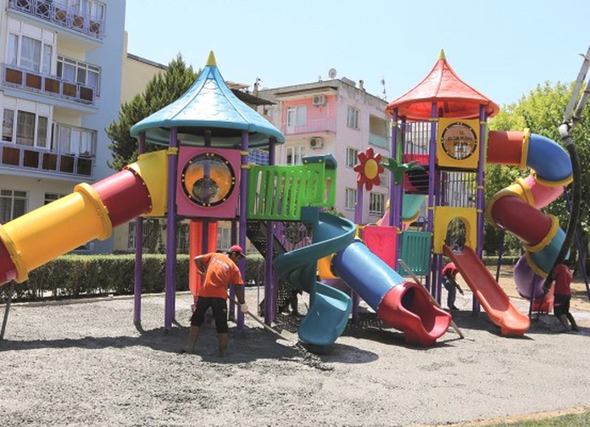 Gezi Park Oyuncaklarına Kavuştu