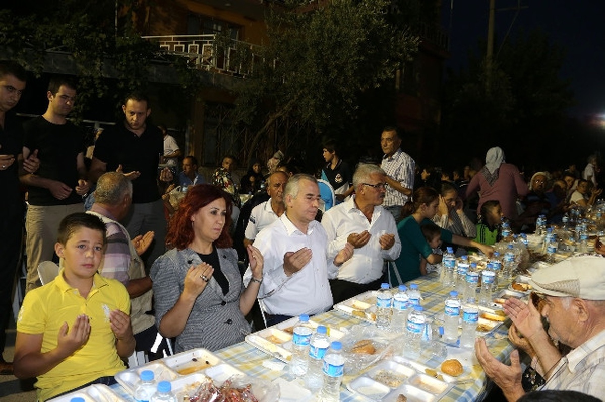 Başkan Zolan Vatandaşlarla İftarda Buluştu