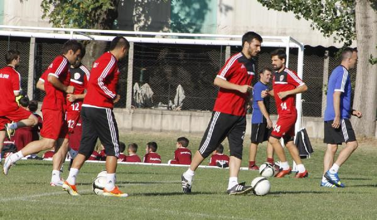 İnegölspor\'da Durmak Yok