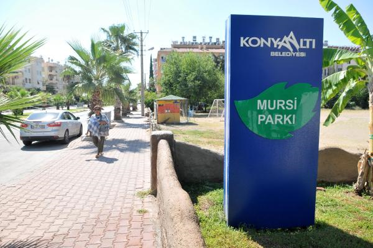 Mursi\'ler Karışınca Antalya Halkı Tepki Verdi