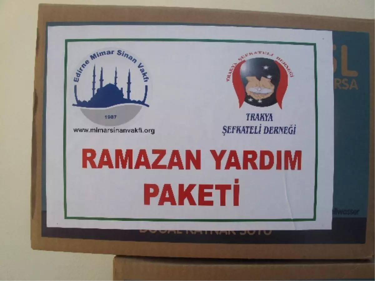 Ramazan\'da İhtiyaç Sahiplerine Gıda Yardımı