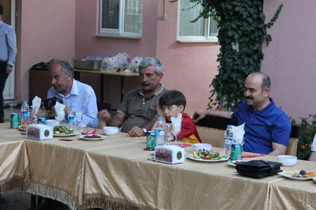 Siirt Valisi, Basın Mensuplarına İftar Verdi