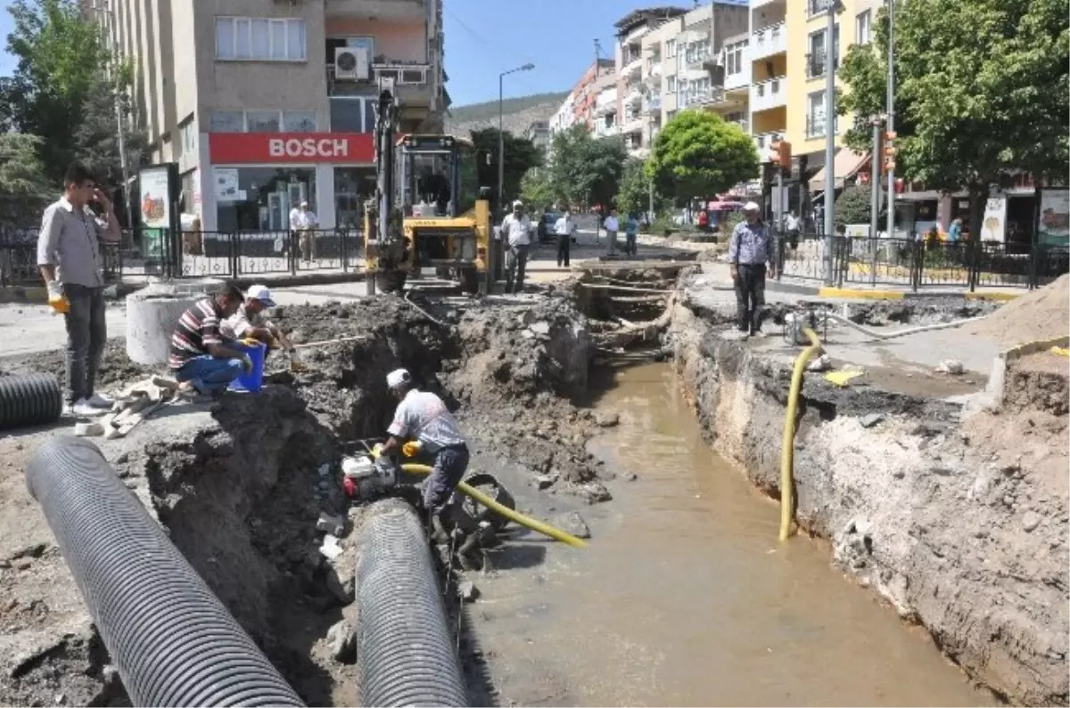 Soma\'da Bölge Isıtma Sistemi Çalışması Bayram Sonuna