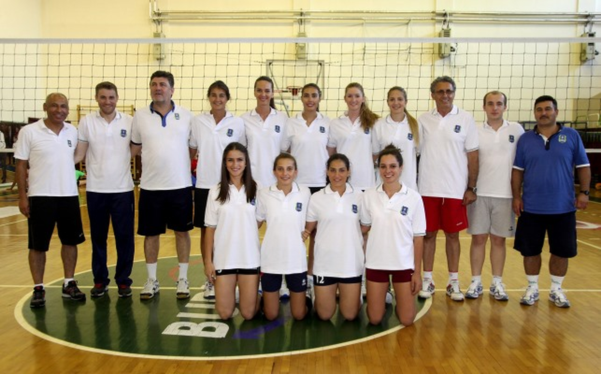 Sultanlar Top Başı Yaptı