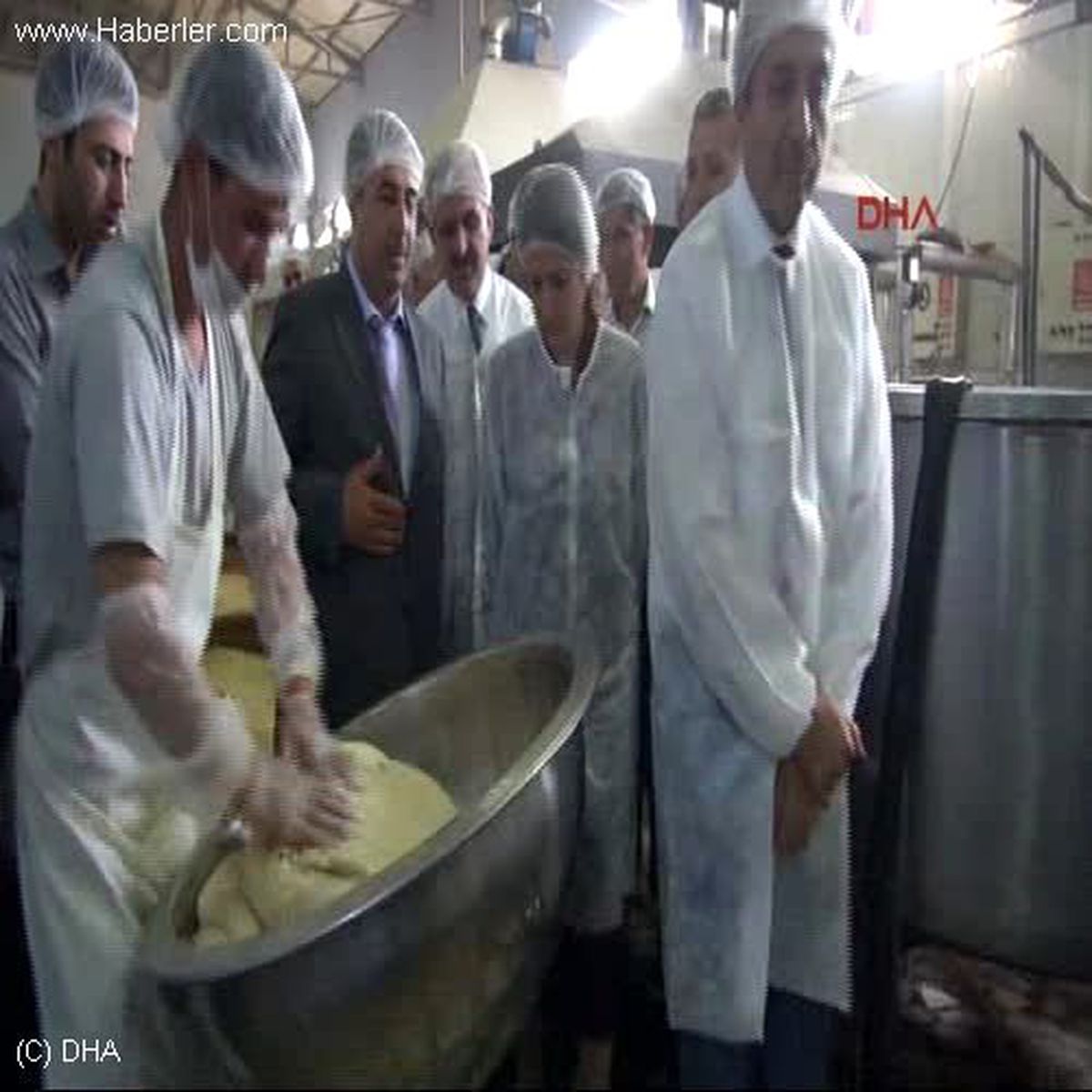 "Bakan Eker: Türkiye\'yi de Karıştırmak İstediler Ama Atlattık" Haberine Ek