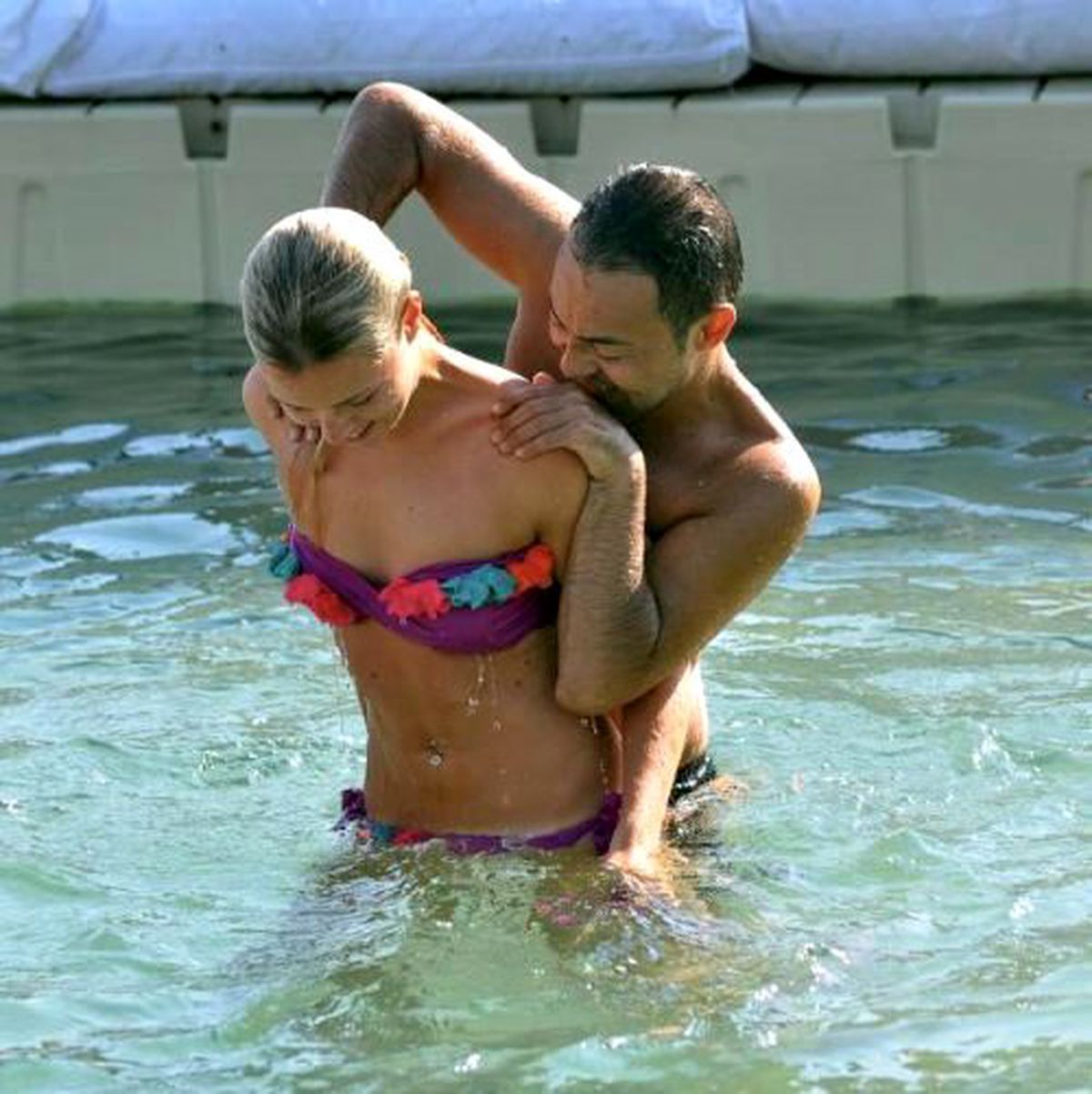 Bodrum-Çeşme\'de Neler Oluyor?