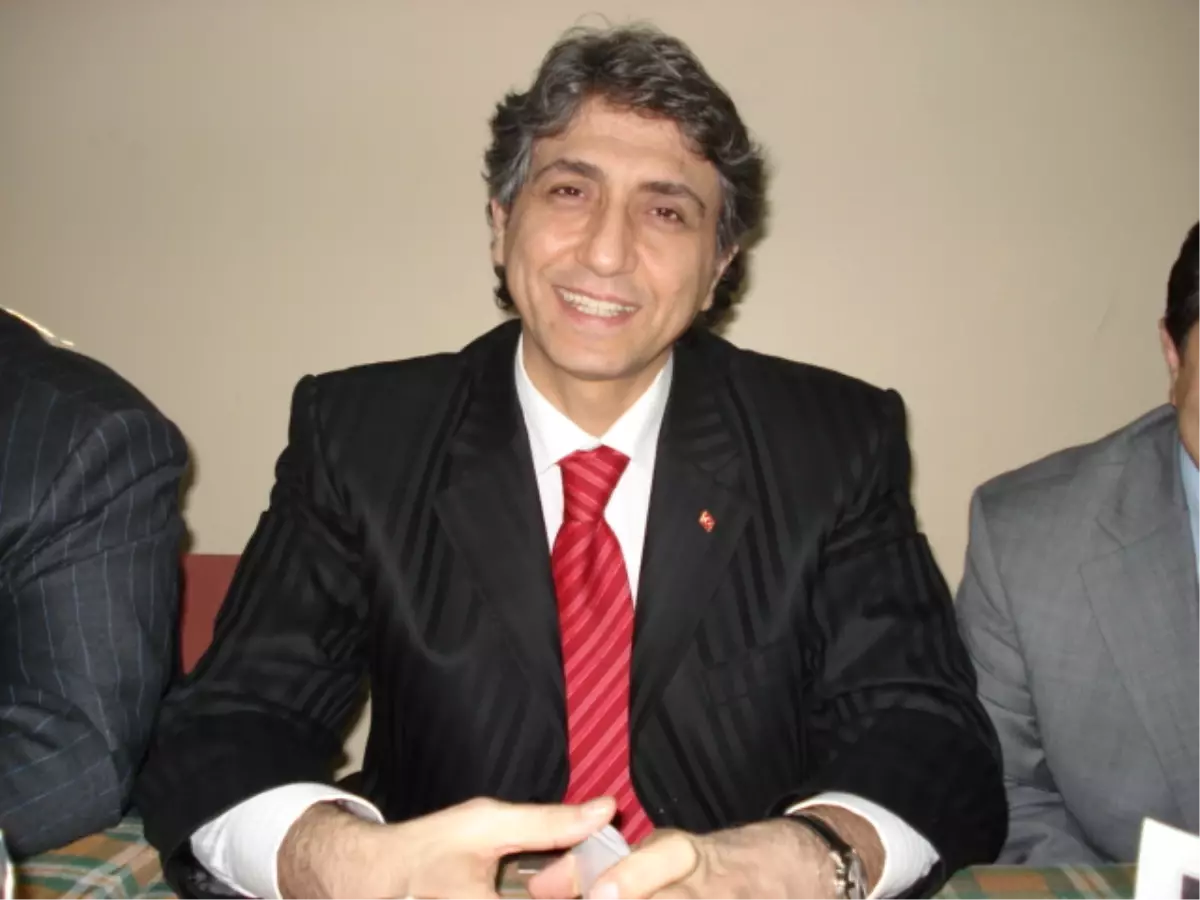 'Fatih Bir Başarı Şarkısıdır, Bizler de Onun Notalarıyız'