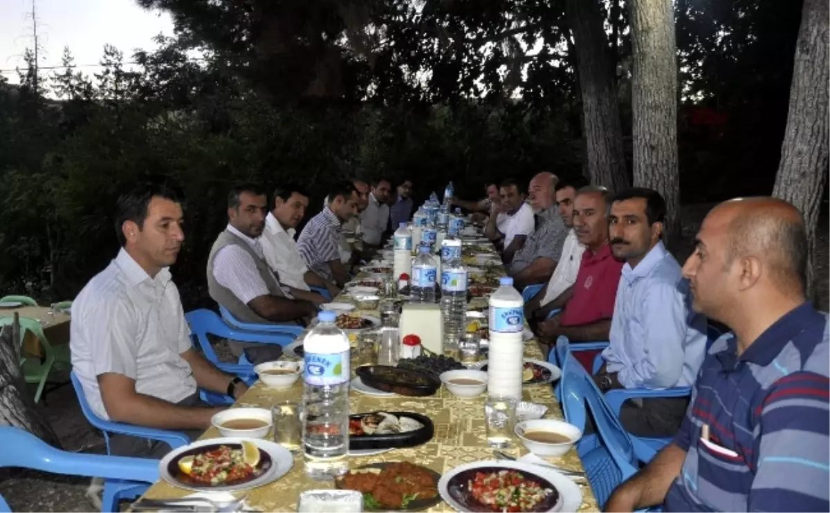 Kahta Basını İftar Yemeğinde Buluştu