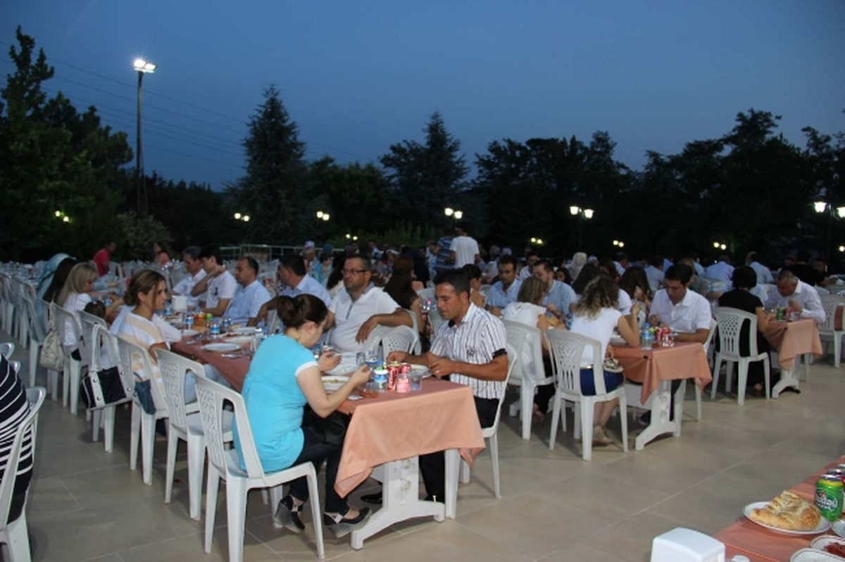 Kale Nakliyat Çalışanları İftarda Buluştu