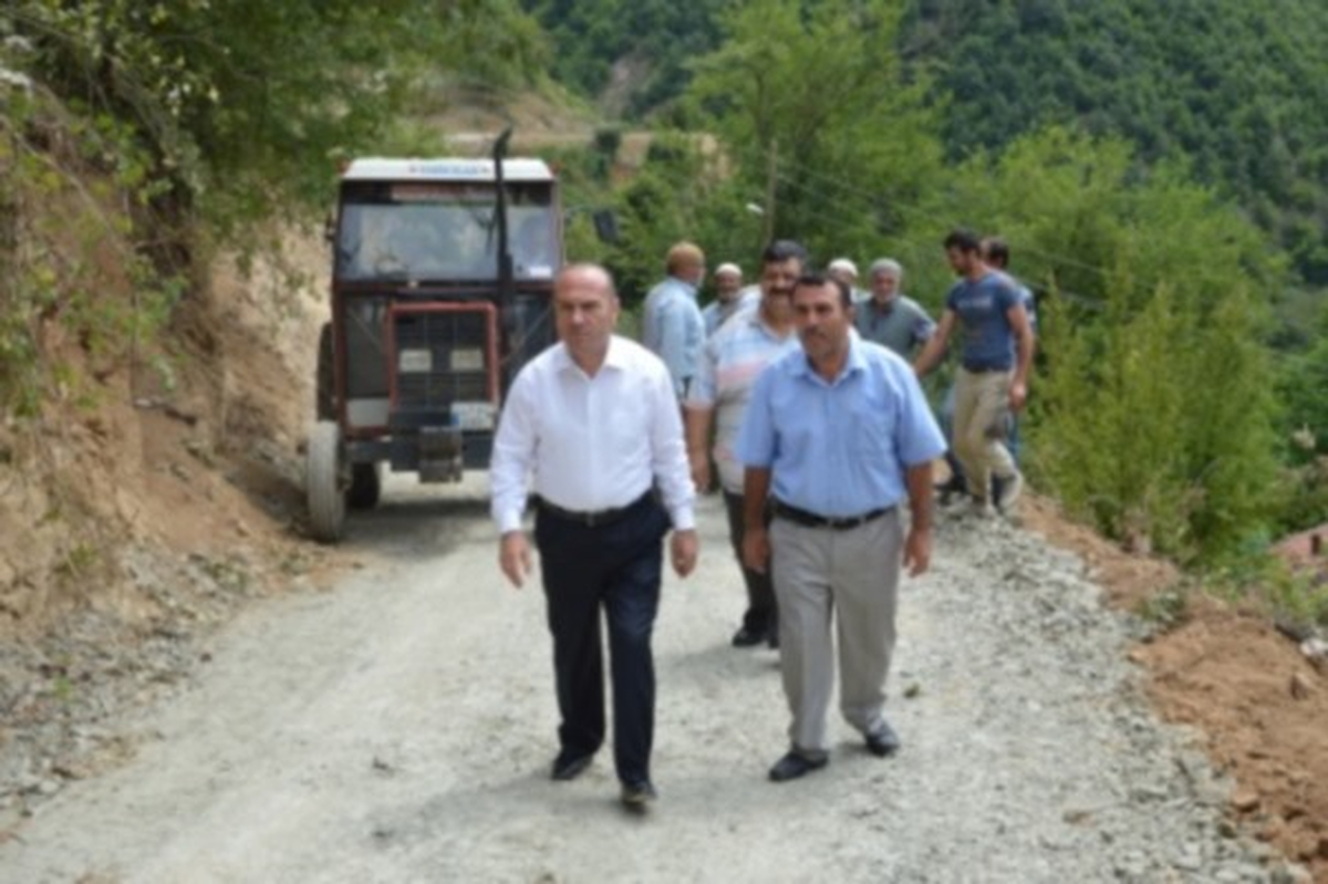 Kaymakam Kaşıkçı, Köylülerin Yol Özlemine İlaç Oluyor
